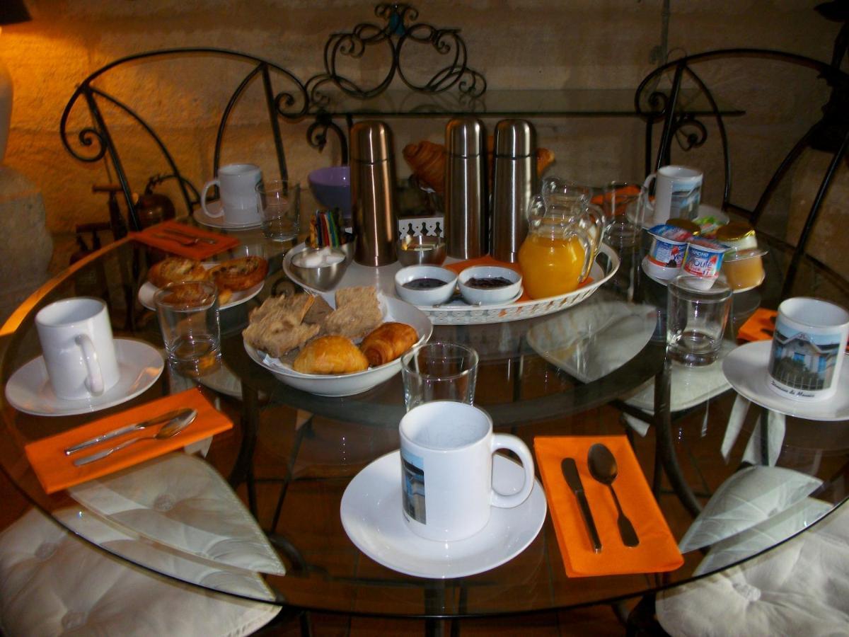 Bed and Breakfast Domaine de Monein Saint-André-de-Cubzac Esterno foto