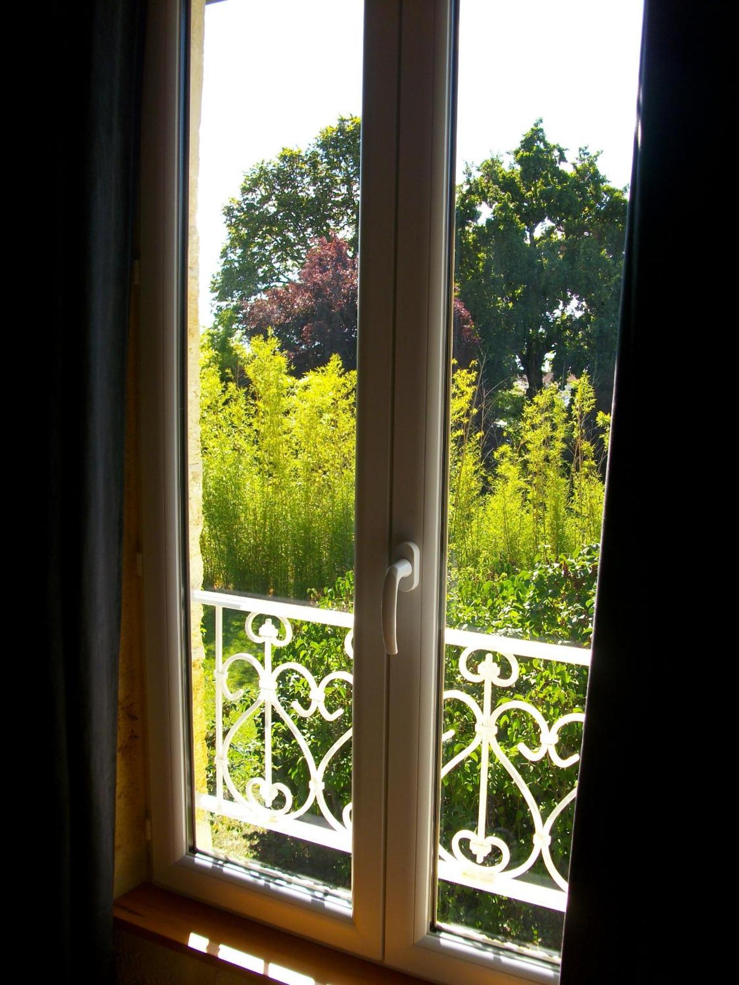 Bed and Breakfast Domaine de Monein Saint-André-de-Cubzac Esterno foto